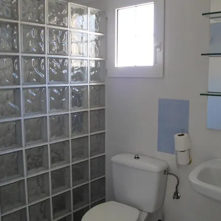 Будинок відпочинку Lovely In With Kitchen *
